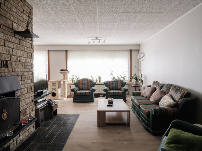 Appartement met handelspand / praktijkruimte nabij Gent-centrum